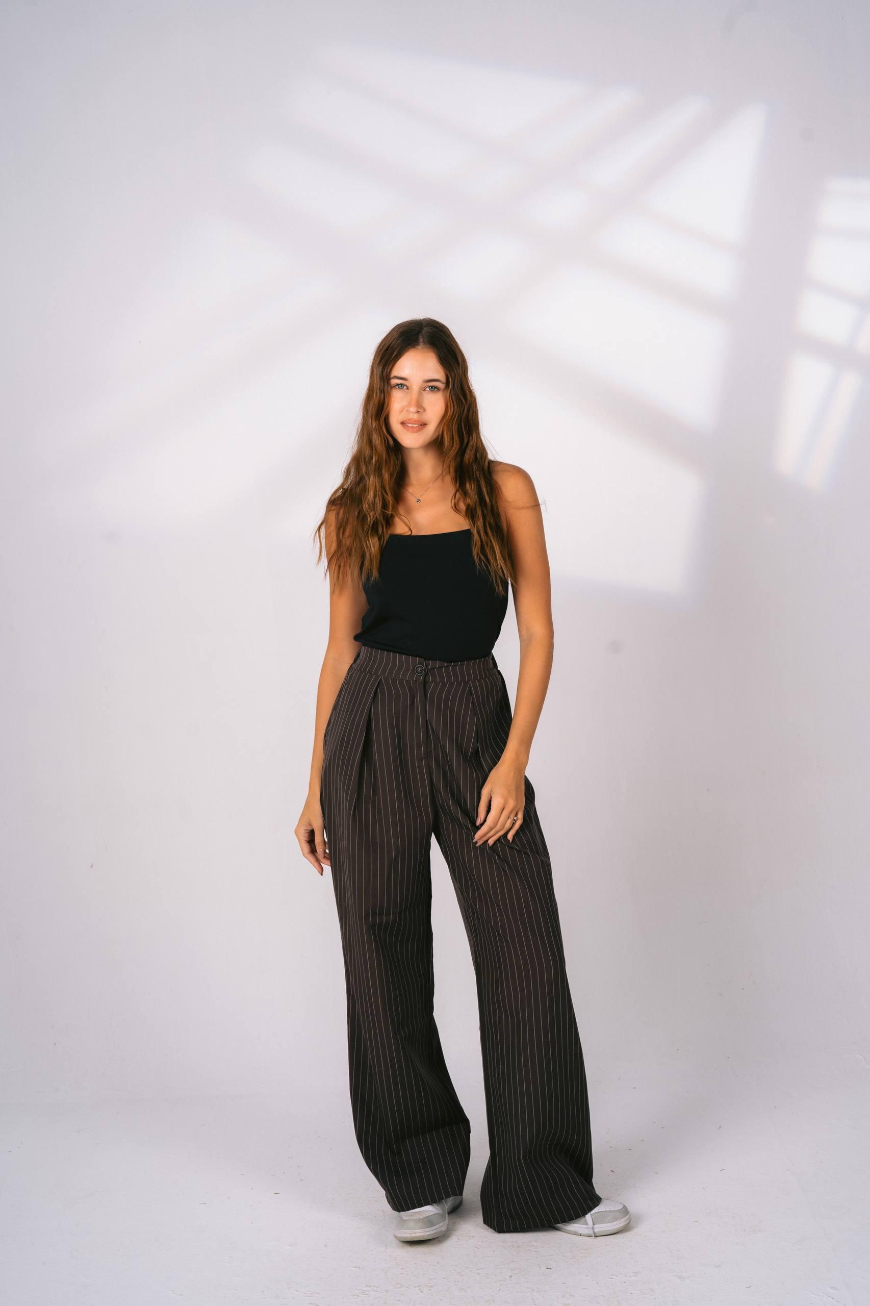 Classic Pants – Modern Fit