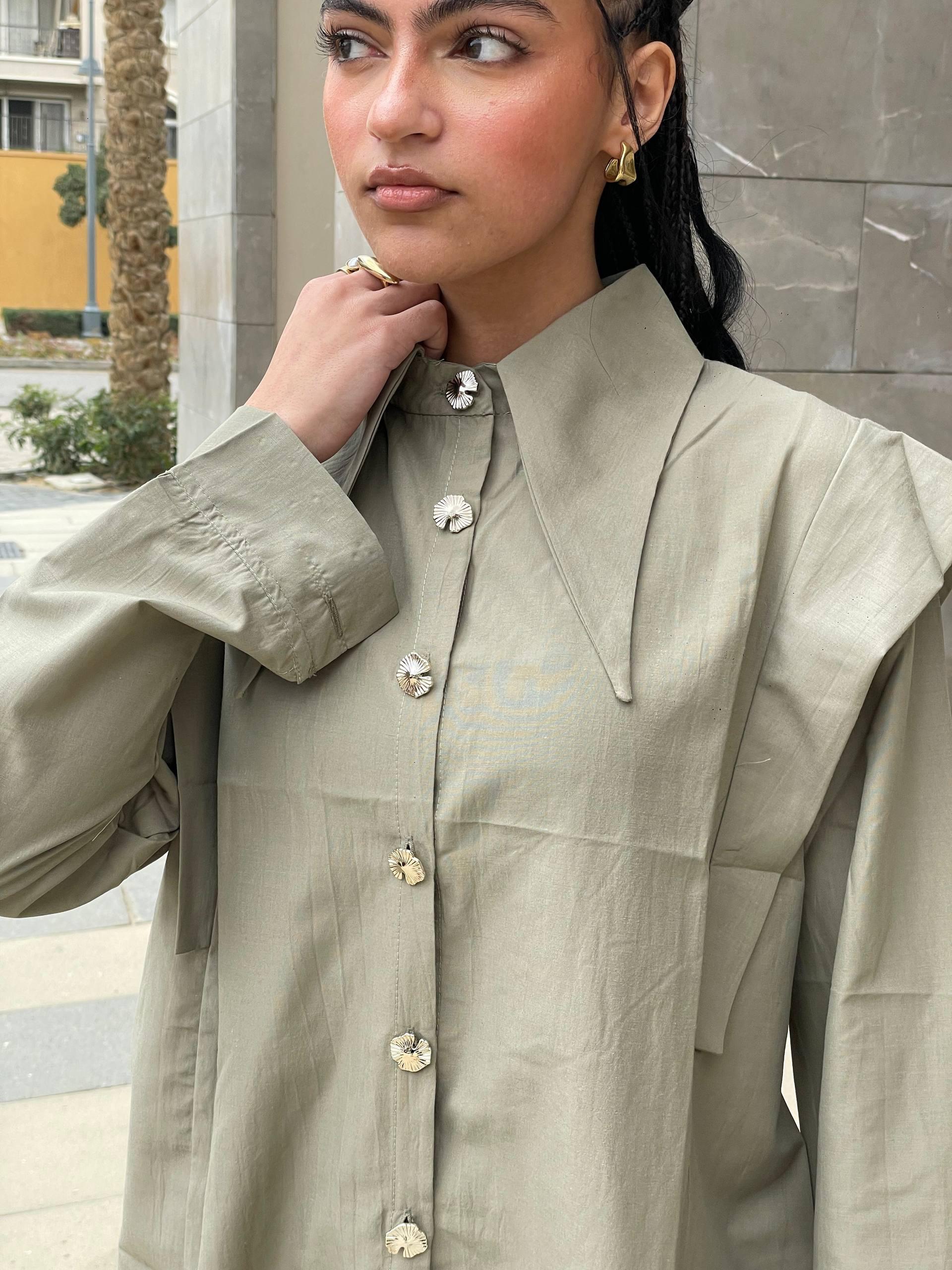 blouse